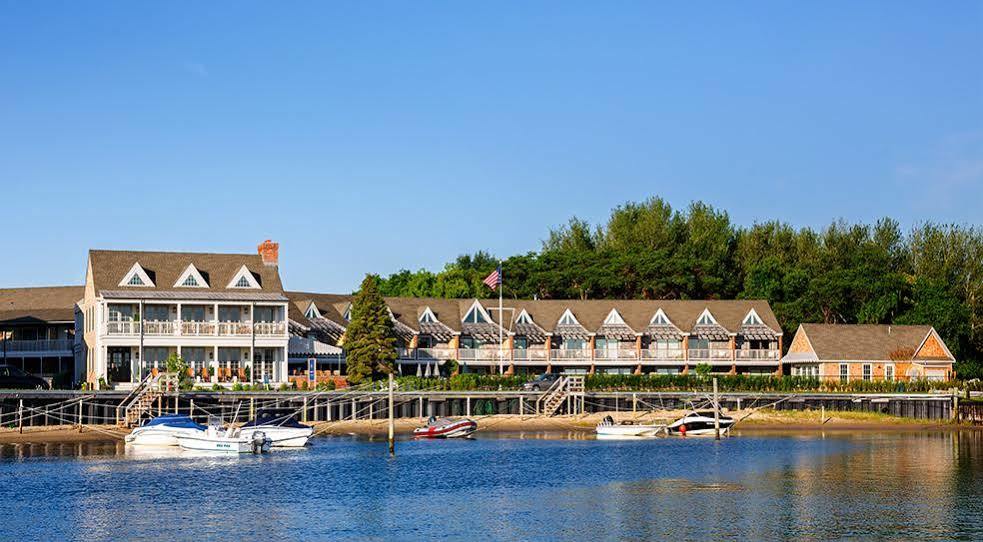 Baron'S Cove Hotel Sag Harbor Buitenkant foto